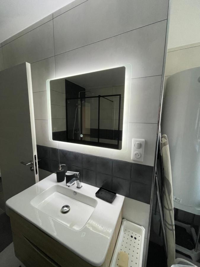 Appartement Dans Maison Avec Cour Et Parc Fresnes-en-Woevre Exterior foto